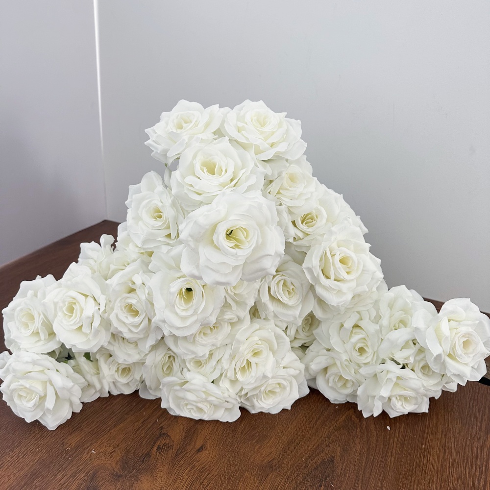 Beautiful 9 Heads Roses Bouque - Baby Nursery Vintage 리뷰 및 가격