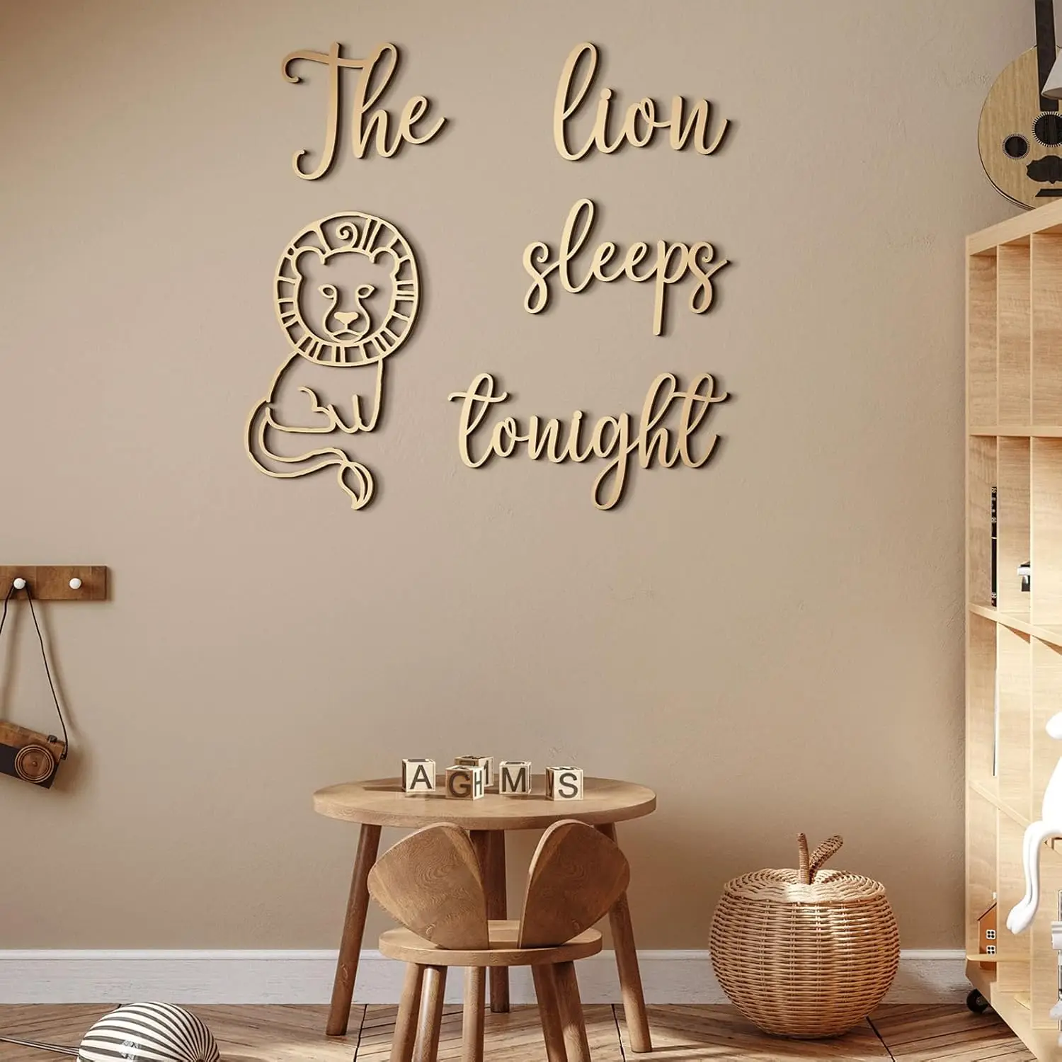 The Lion Sleeps Tonight Wooden - Baby Nursery Animal Theme 리뷰 및 가격